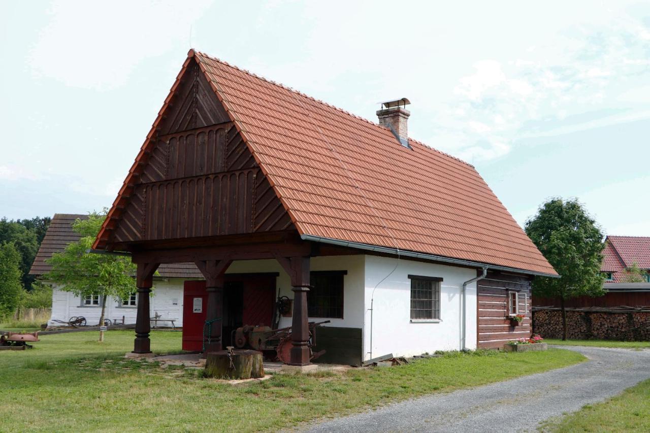 Letni Byt Ve Skanzenu Třebechovice pod Orebem Kültér fotó
