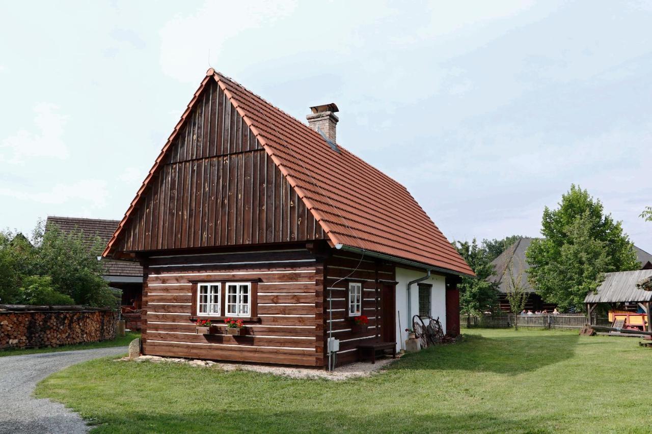 Letni Byt Ve Skanzenu Třebechovice pod Orebem Kültér fotó